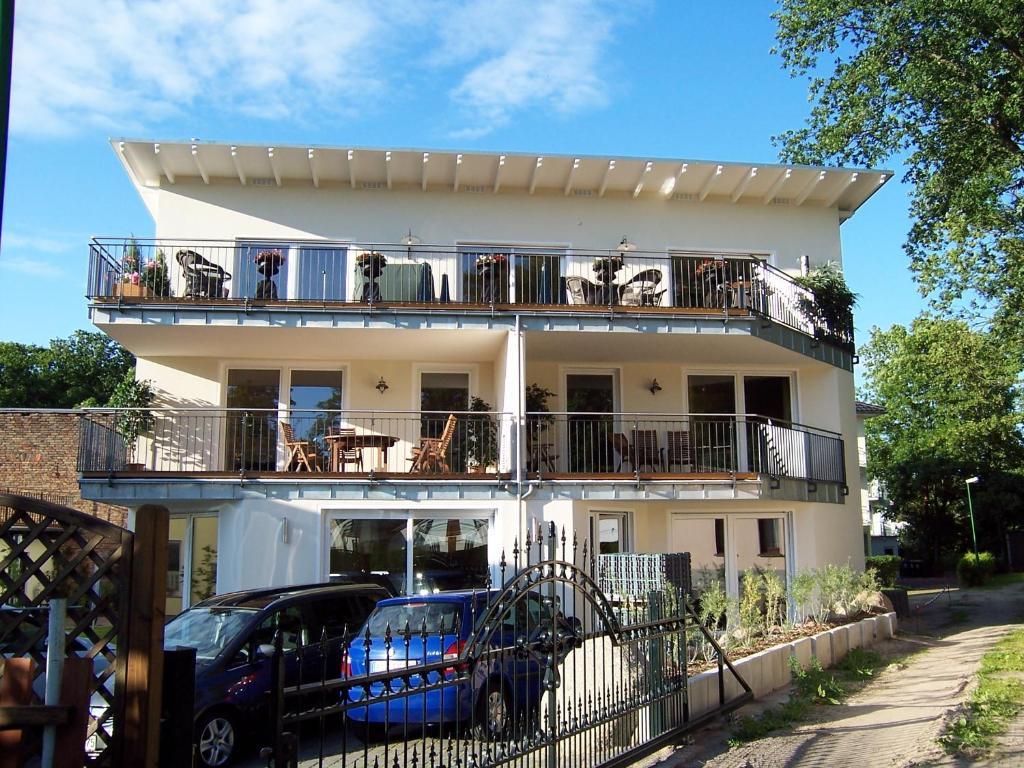 Hotel Gaestehaus Grothe Zinnowitz Exterior foto